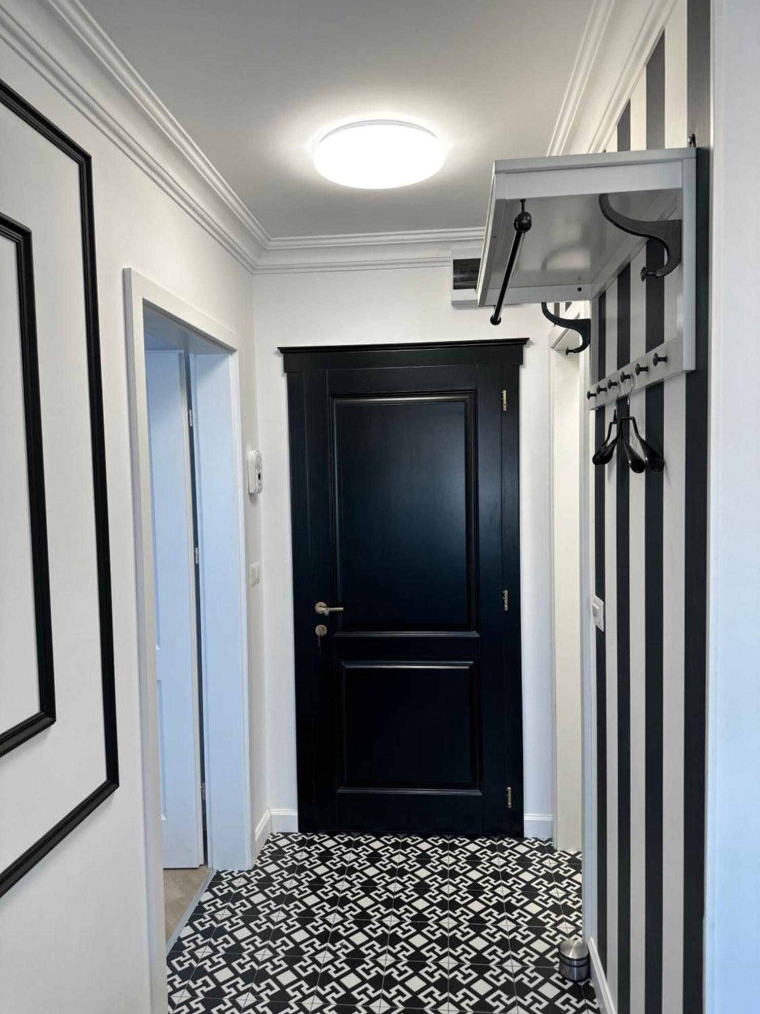 Studio Luxury Black & White Alba Iulia Exterior foto